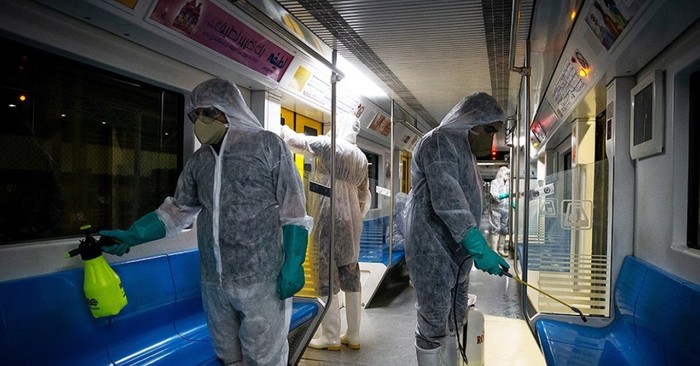 Coronavírus: Enterros em Massa no Irã e Quarentena na Turquia