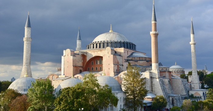 Histórico: Tribunal autoriza que Hagia Sophia volte a ser uma mesquita