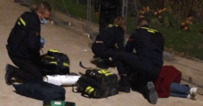 “Árabes imundas”: Duas mulheres muçulmanas são esfaqueadas em Paris