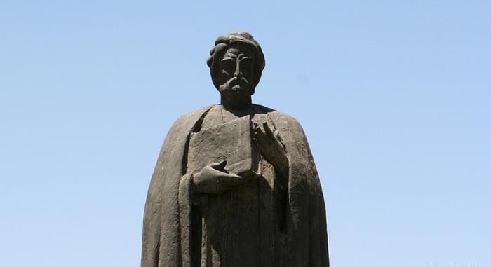 O Extraordinário Erudito Árabe que Bateu Adam Smith em Meio Milênio