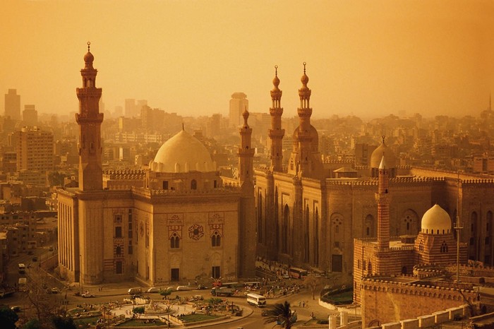 O Islam e a Traição da Tradição – O Declínio do Conhecimento e a Ascensão da Ideologia no Mundo Islâmico Moderno