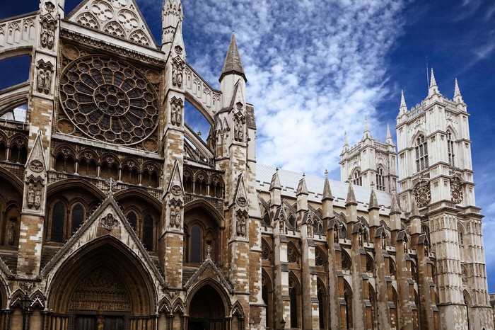 Como era Badgá e Londres medievais?