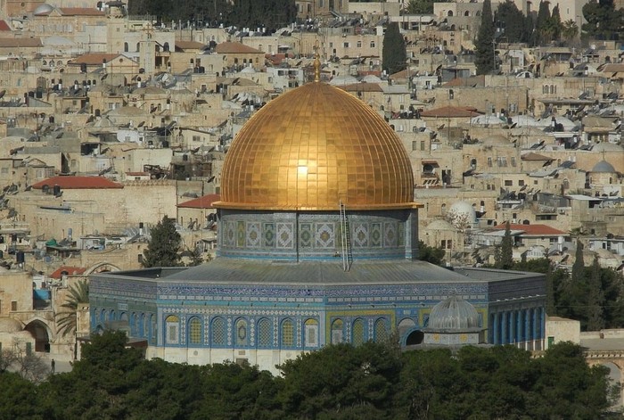 Como Omar Ibn Al Khattab estabeleceu liberdade religiosa em Jerusalém