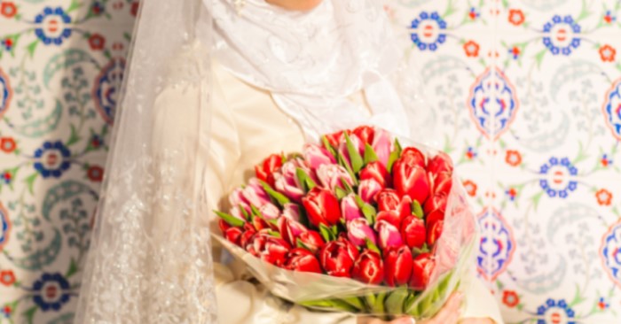 Sou convertida e pronta para casar, mas temo a reação dos meus pais